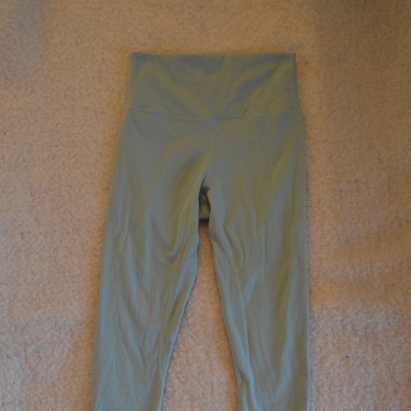Lululemon High-Rise Tight 28" Leggings - Picture 4 of 4